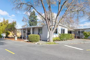 281 Lakeview Dr, Grants Pass, OR 97526 - Photo 28