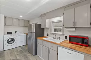 281 Lakeview Dr, Grants Pass, OR 97526 - Photo 8