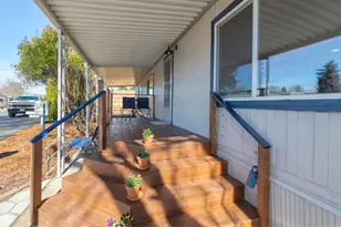 281 Lakeview Dr, Grants Pass, OR 97526 - Photo 2