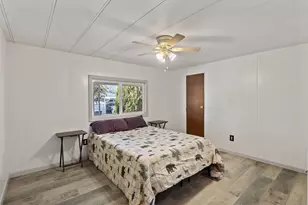 281 Lakeview Dr, Grants Pass, OR 97526 - Photo 16