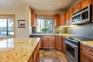 57985 Silver Fir Circle, Sunriver, OR 97707 - Photo 8