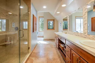 57985 Silver Fir Circle, Sunriver, OR 97707 - Photo 22