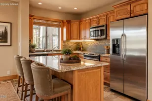 57985 Silver Fir Circle, Sunriver, OR 97707 - Photo 6