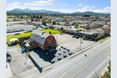 2039 Redwood Avenue, Grants Pass, OR 97527 - Photo 34