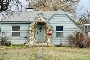 4634 Cannon Ave, Klamath Falls, OR 97603 - Photo 1