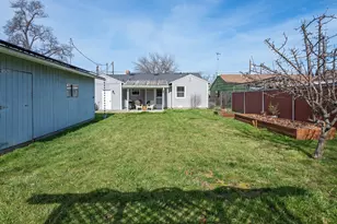 1211 Dakota Ave, Medford, OR 97501 - Photo 12