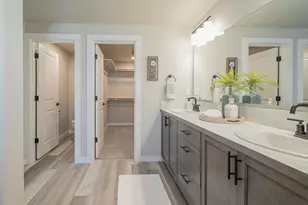 2452 Yamsay Dr, Medford, OR 97504 - Photo 20