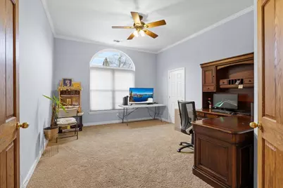 1501 Satellite Drive, Medford, OR 97504 - Photo 10