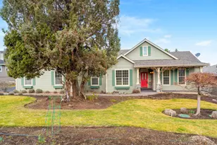 447 Highland Meadow Loop, Redmond, OR 97756 - Photo 2