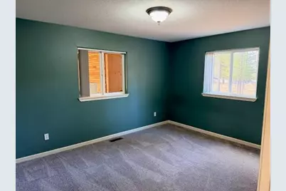 11940 Cedarwood Drive, La Pine, OR 97739 - Photo 12