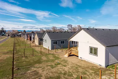 512 SW 6th Street #Lot 4, Metolius, OR 97741 - Photo 12