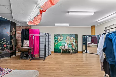 275 E Main Street, Ashland, OR 97520 - Photo 12