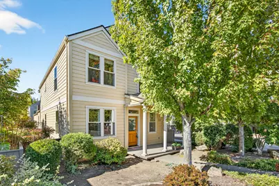 557 N Mountain Avenue, Ashland, OR 97520 - Photo 2