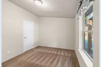 120 Siskiyou Drive, Grants Pass, OR 97526 - Photo 18