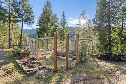 120 Siskiyou Drive, Grants Pass, OR 97526 - Photo 36