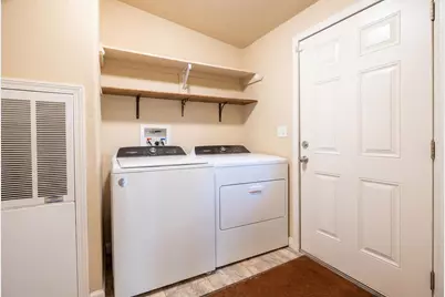 120 Siskiyou Drive, Grants Pass, OR 97526 - Photo 12