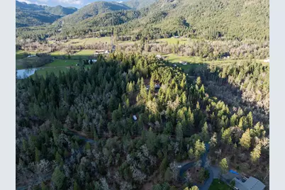 120 Siskiyou Drive, Grants Pass, OR 97526 - Photo 44