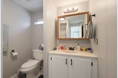 2633 SW Obsidian Avenue #UNIT 9, Redmond, OR 97756 - Photo 14