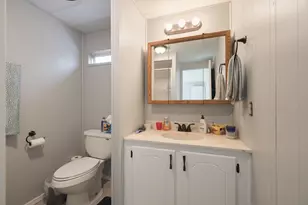 2633 SW Obsidian Ave, Redmond, OR 97756 - Photo 14