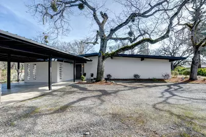 211 S Groveland Avenue, Medford, OR 97504 - Photo 4