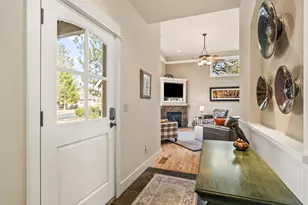 11234 Bunk House Ln, Redmond, OR 97756 - Photo 2