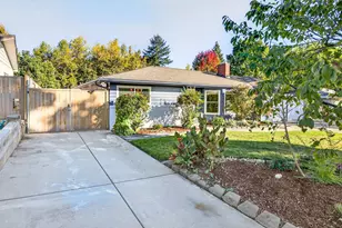349 Lindero Ave, Medford, OR 97504 - Photo 66