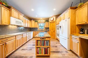 16120 Burgess Rd, La Pine, OR 97739 - Photo 22