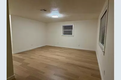 2144 White Avenue, Klamath Falls, OR 97601 - Photo 16