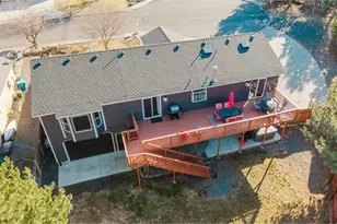 929 NE Lena Pl, Bend, OR 97701 - Photo 40