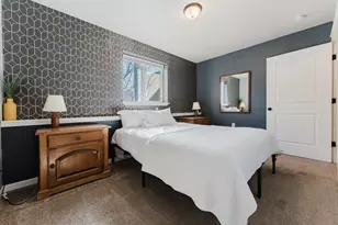 929 NE Lena Pl, Bend, OR 97701 - Photo 34