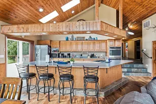 4730 W Griffin Creek Rd, Medford, OR 97501 - Photo 12