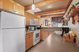 57053 Wild Lily Ln, Sunriver, OR 97707 - Photo 6