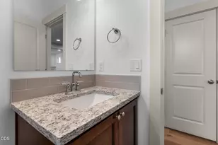 3358 NW 7th St, Redmond, OR 97756 - Photo 18