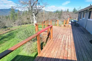 401 Tumbleweed Dr, Jacksonville, OR 97530 - Photo 36