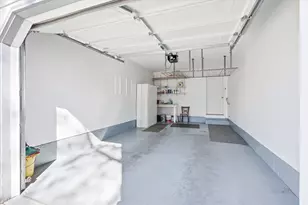 512 Village Dr, Central Point, OR 97502 - Photo 22