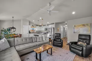 280 NW 33rd St, Redmond, OR 97756 - Photo 8