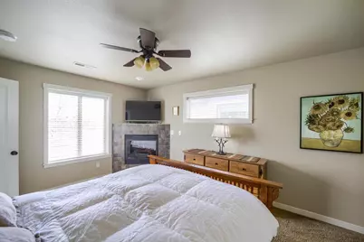 411 NW 25th Street, Redmond, OR 97756 - Photo 20