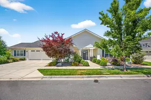 1407 Rustler Peak St, Central Point, OR 97502 - Photo 1