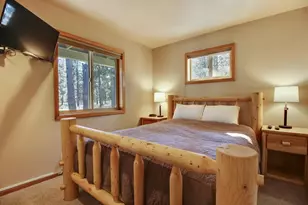 18074 E Butte Ln, Sunriver, OR 97707 - Photo 10