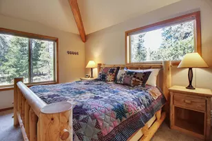 18074 E Butte Ln, Sunriver, OR 97707 - Photo 14