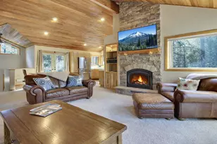 18074 E Butte Ln, Sunriver, OR 97707 - Photo 2