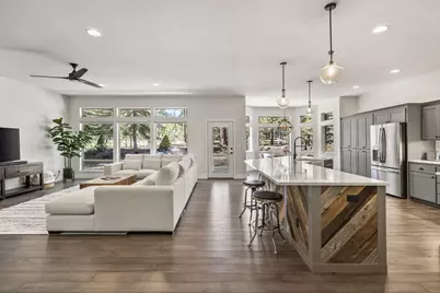 60757 Golf Village Loop, Bend, OR 97702 - Photo 4