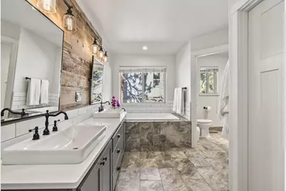 60757 Golf Village Loop, Bend, OR 97702 - Photo 16