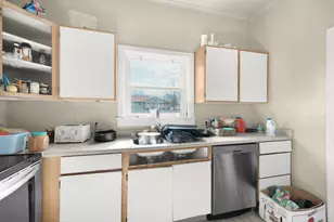 1212 Morrow Rd, Medford, OR 97504 - Photo 4