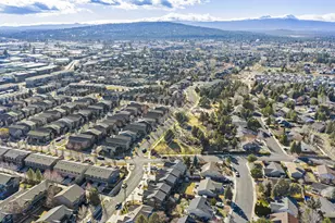 20786 Comet Ln, Bend, OR 97701 - Photo 36