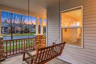 20657 Couples Ln, Bend, OR 97702 - Photo 2