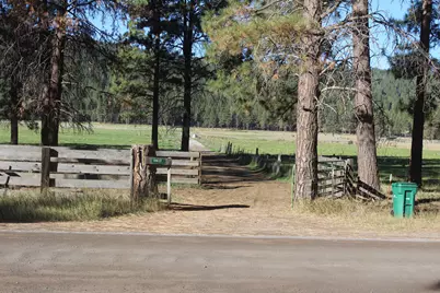 10612 Old Fort, Klamath Falls, OR 97601 - Photo 4