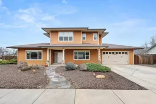 1401 Lithia Way, Talent, OR 97540 - Photo 2