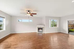 1401 Lithia Way, Talent, OR 97540 - Photo 8