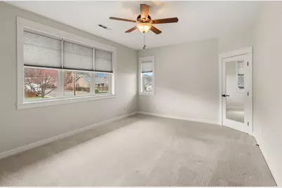 1401 Lithia Way, Talent, OR 97540 - Photo 24